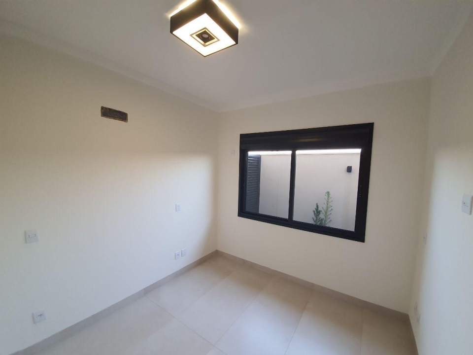 182b65ecc18edf2e0ee5baf92efae99d.jpg
