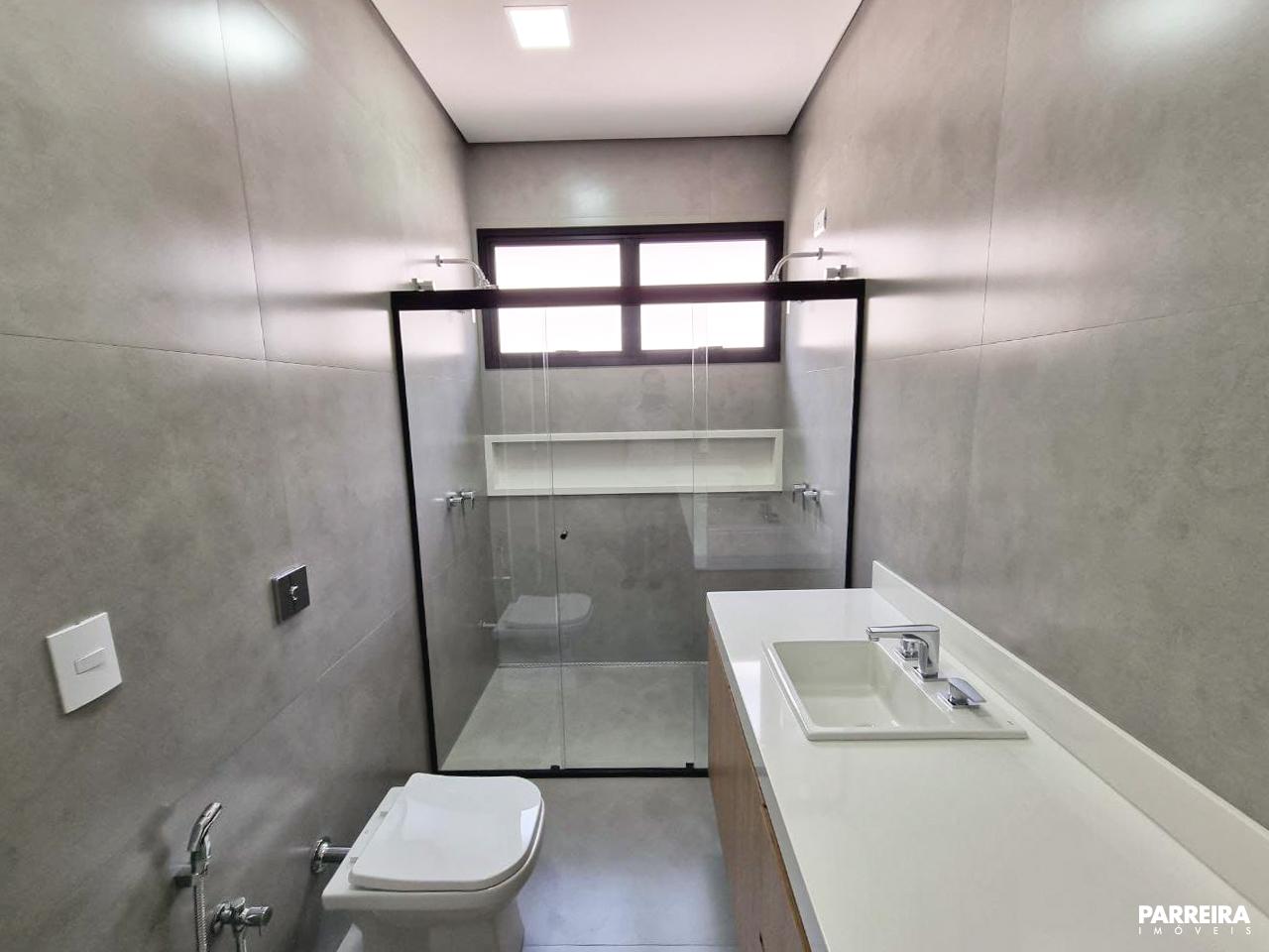 6213a8eae3e95.jpg