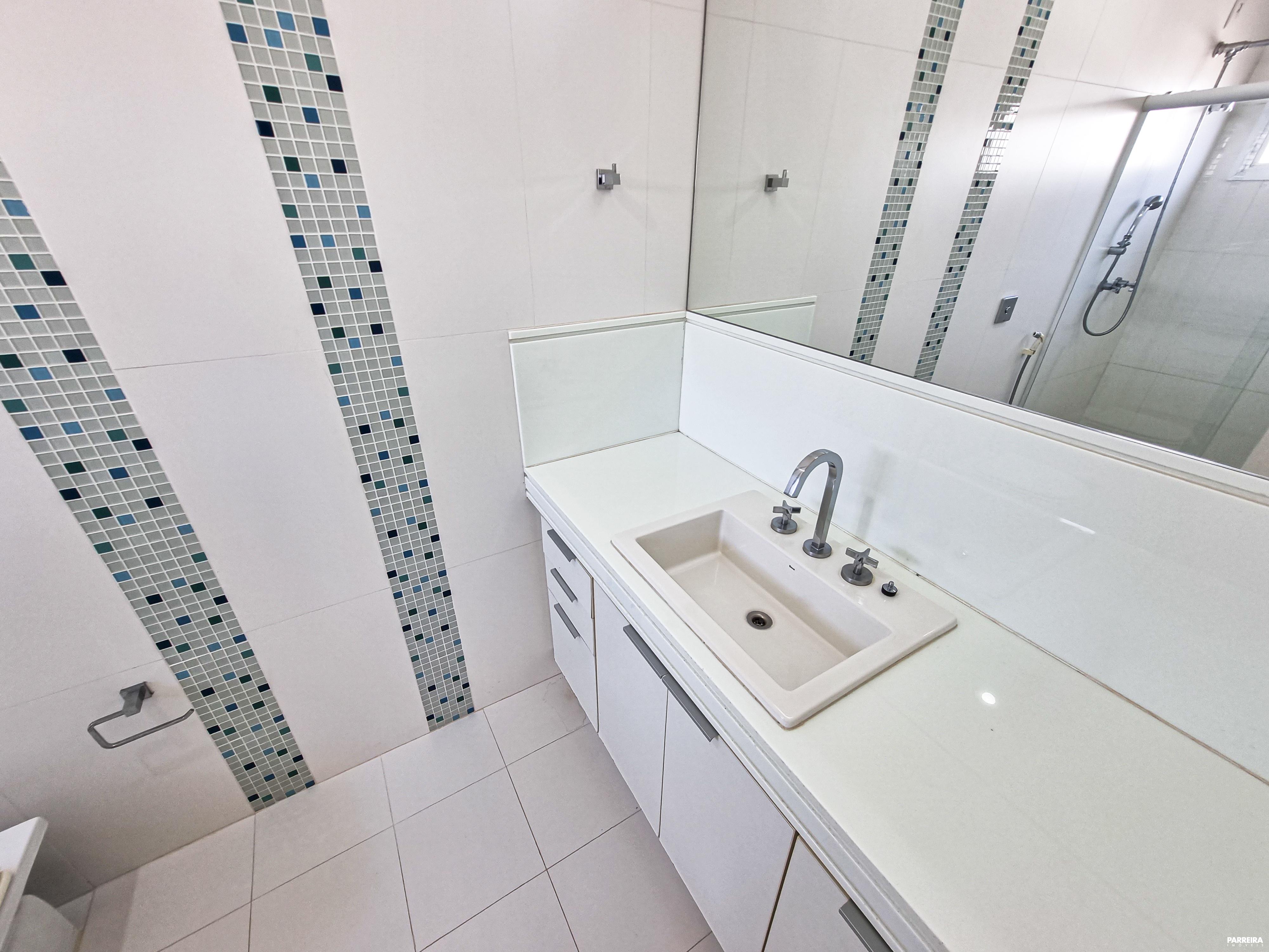 6239bd535ec96.jpg