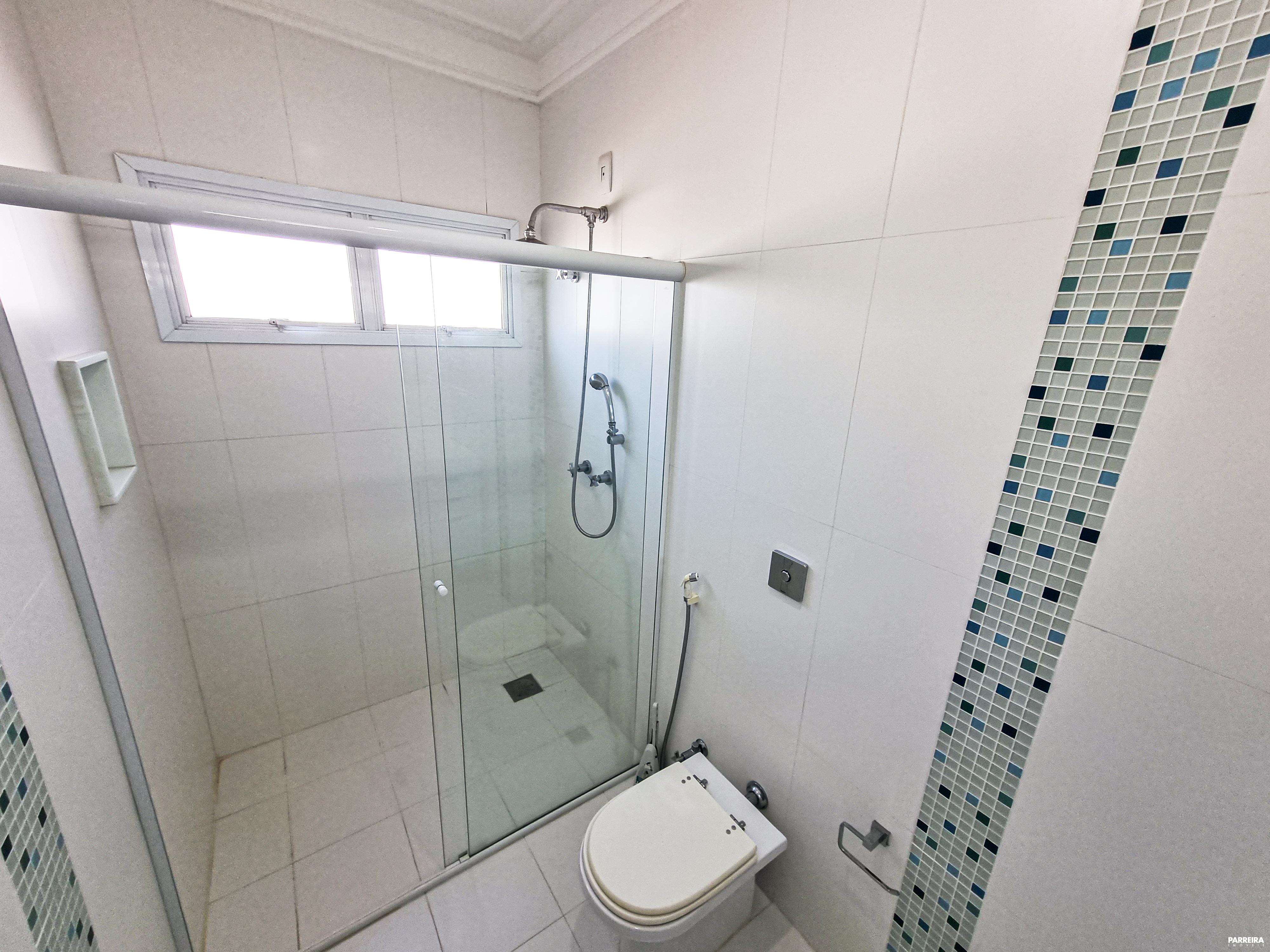 6239bd56a4ef5.jpg